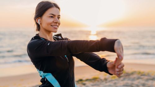 Melhor horário para se exercitar e garantir uma boa noite de sono, segundo especialistas