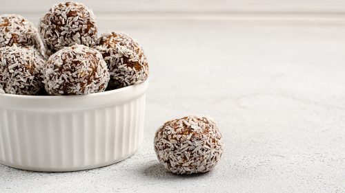 Bolinhas energéticas de tâmaras