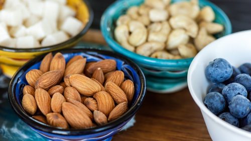 Superalimentos para o cérebro: o que comer para turbinar memória, foco e bem-estar