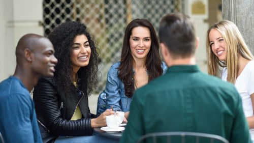 Como desenvolver inteligência emocional no dia a dia: estratégias práticas para uma mente mais equilibrada