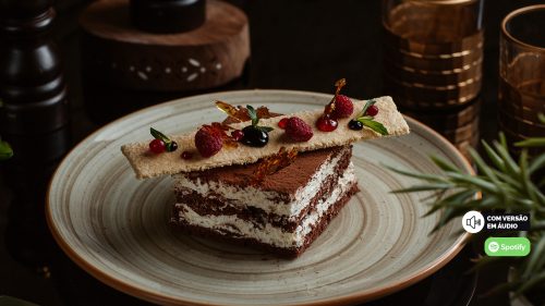 Tiramisù: a sobremesa que “levanta o ânimo” e a história de sua origem disputada